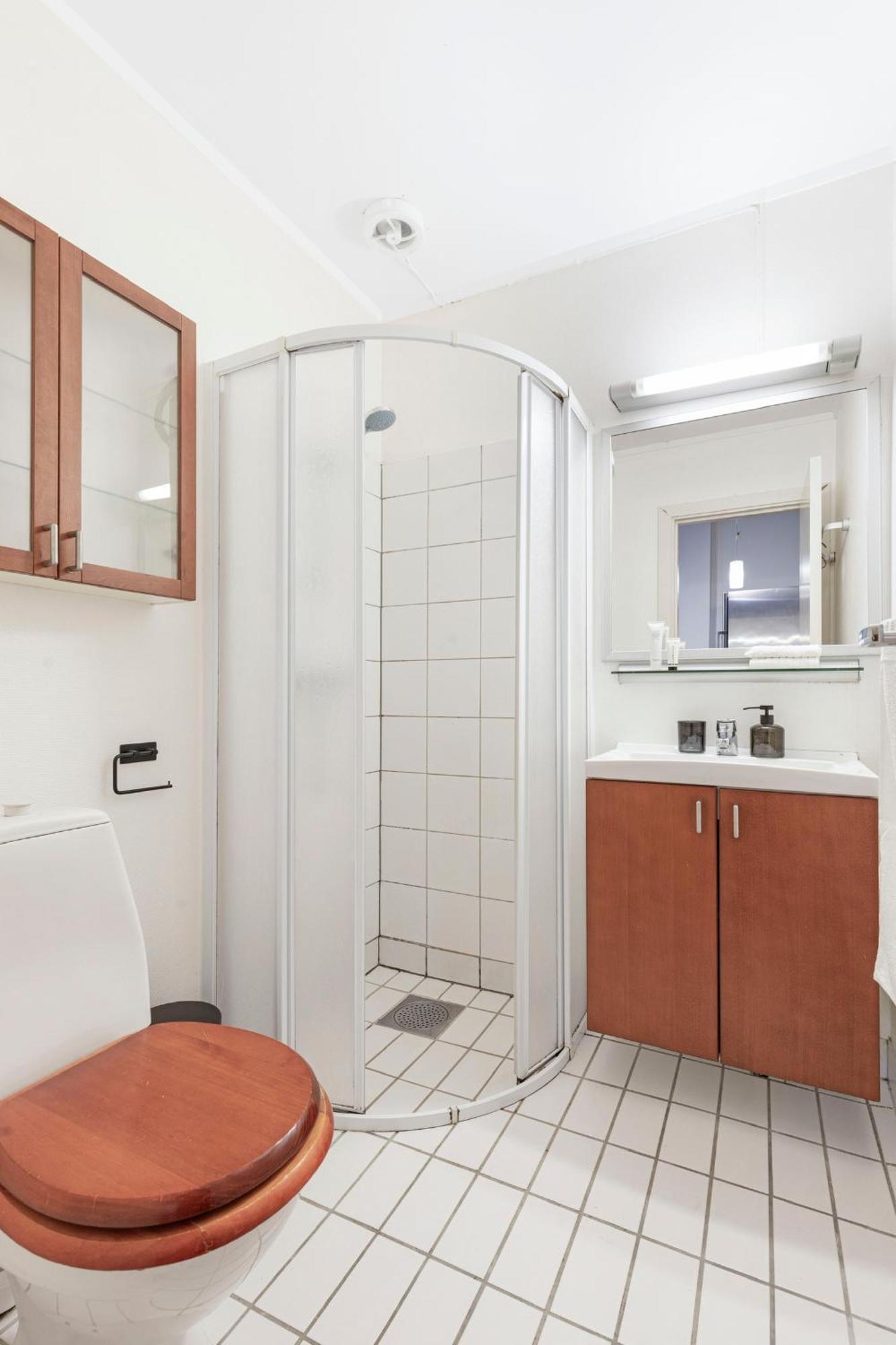 Central Room Rental In The City Centre أوسلو المظهر الخارجي الصورة